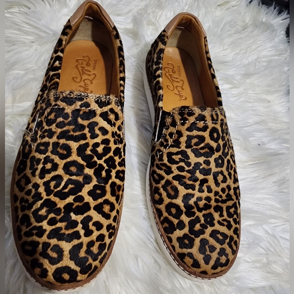 Sperry Gold cup slip on shoes